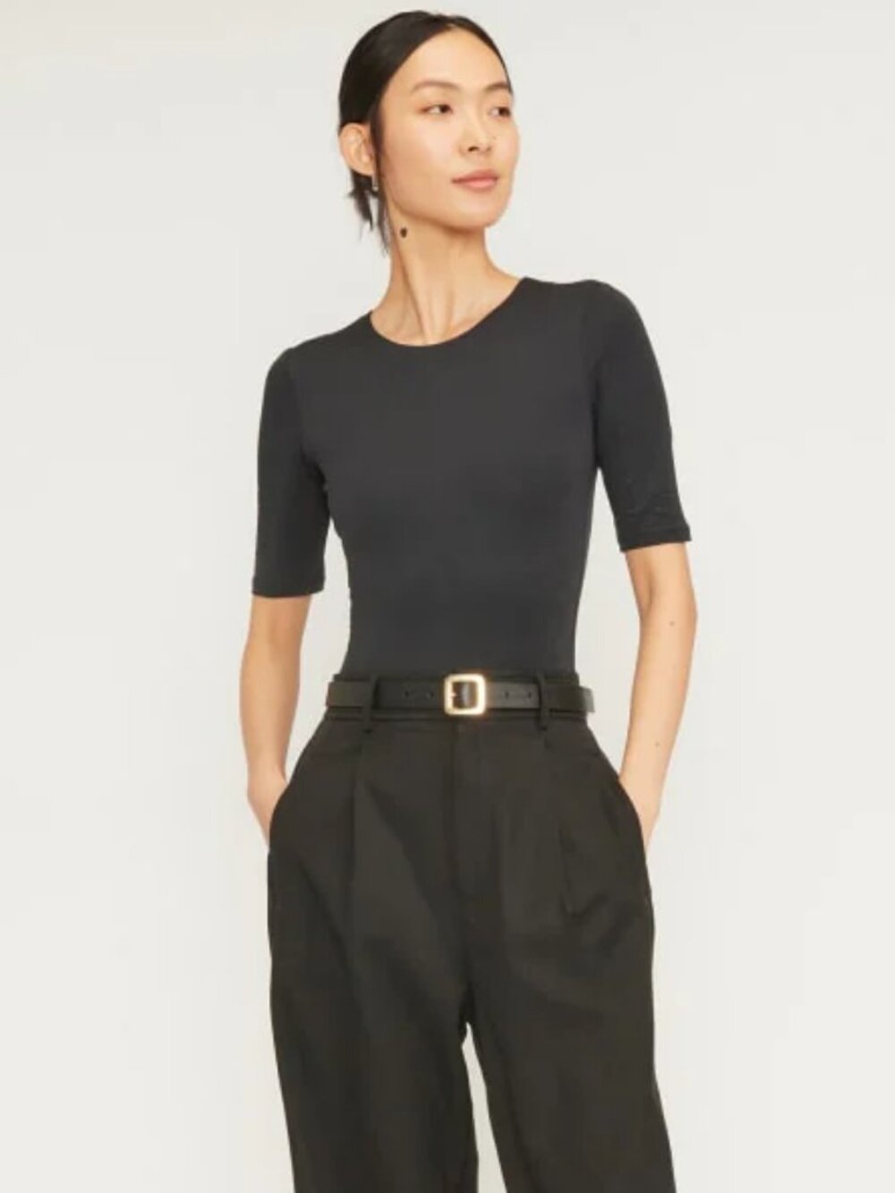 Everlane Short-Sleeve Black Thong Bodysuit – Sz L